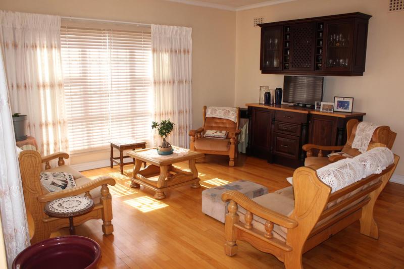 5 Bedroom Property for Sale in Churchill Estate Western Cape